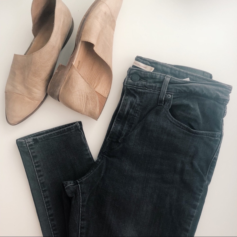 Worn Once Levi’s 721 High Rise Slate Skinny Jeans